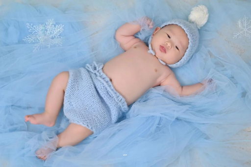 孝昌摸孕妇肚子沾喜气